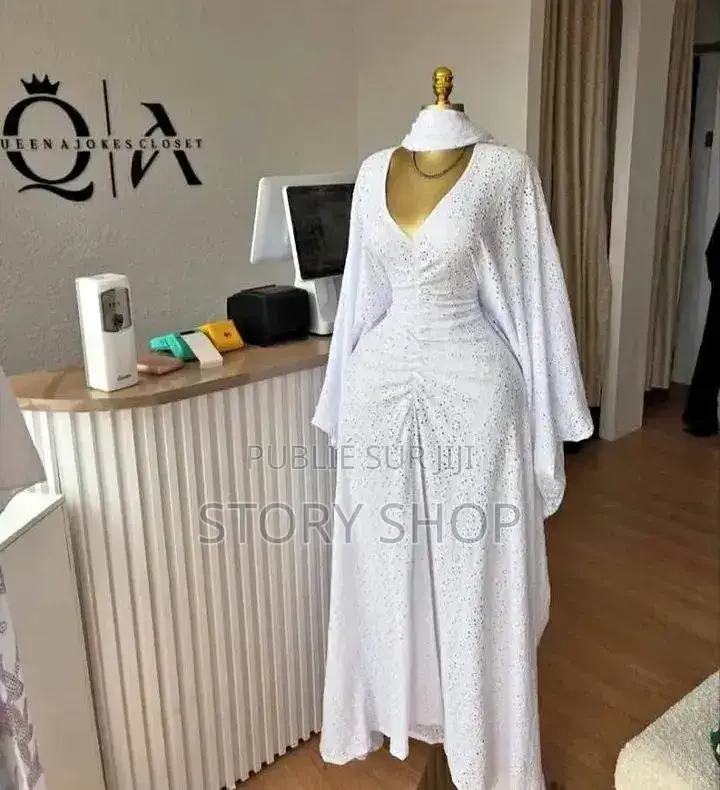 Robe Simple À Bon Prix
