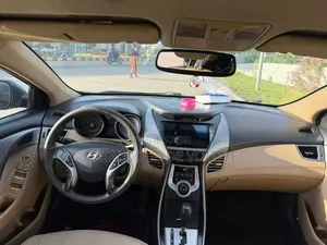 Hyundai Elantra 2012 Noir