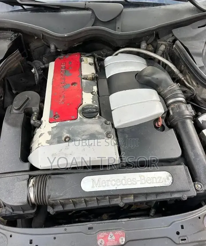 Mercedes-Benz C200 2005 Gris