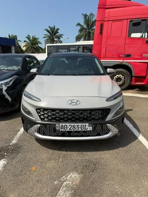Hyundai Kona Limited 2022 Gris