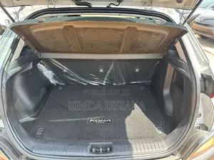 Hyundai Kona Limited 2022 Gris
