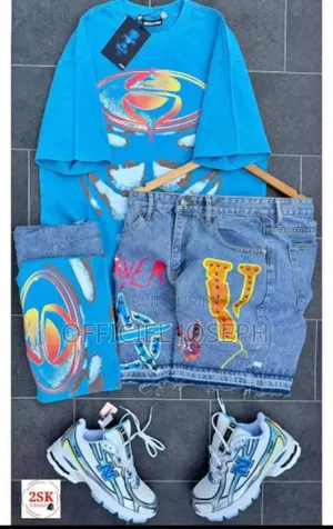 Vêtements De Bonnes Calité