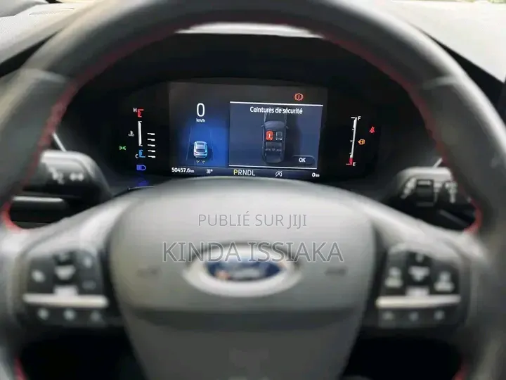 Ford Escape ST-Line 2023 Gris