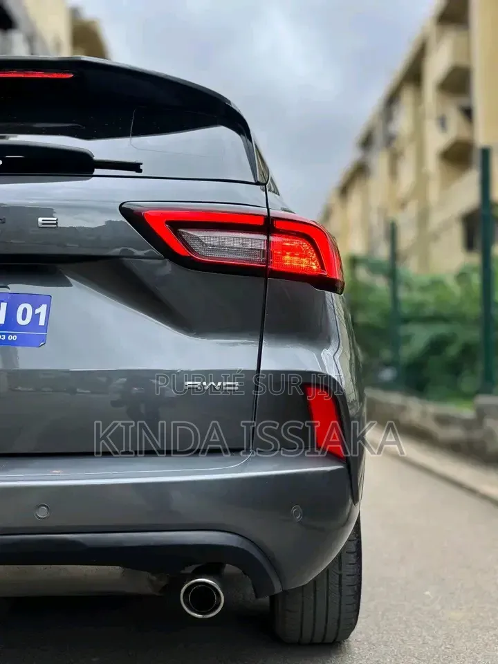 Ford Escape ST-Line 2023 Gris