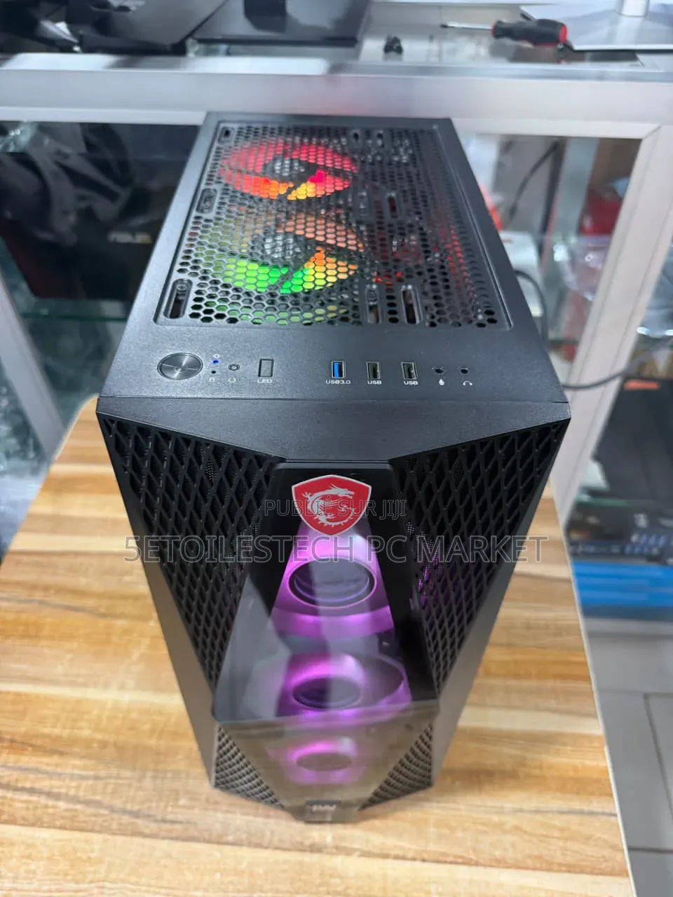 Nouveau MSI Gaming 27 6QE 32GB Intel Core i7 SSD 512GB