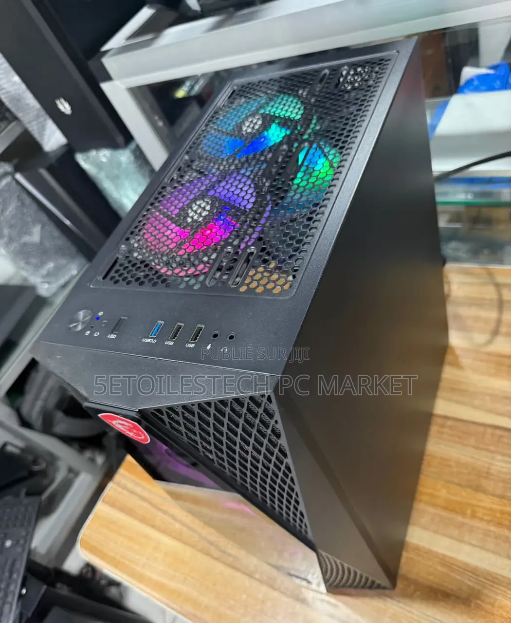 Nouveau MSI Gaming 27 6QE 32GB Intel Core i7 SSD 512GB