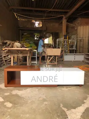 Meuble Tv De Très Bonne Qualité