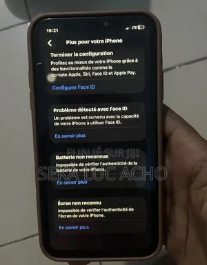 Nouveau Apple iPhone 11 256 GB Rouge