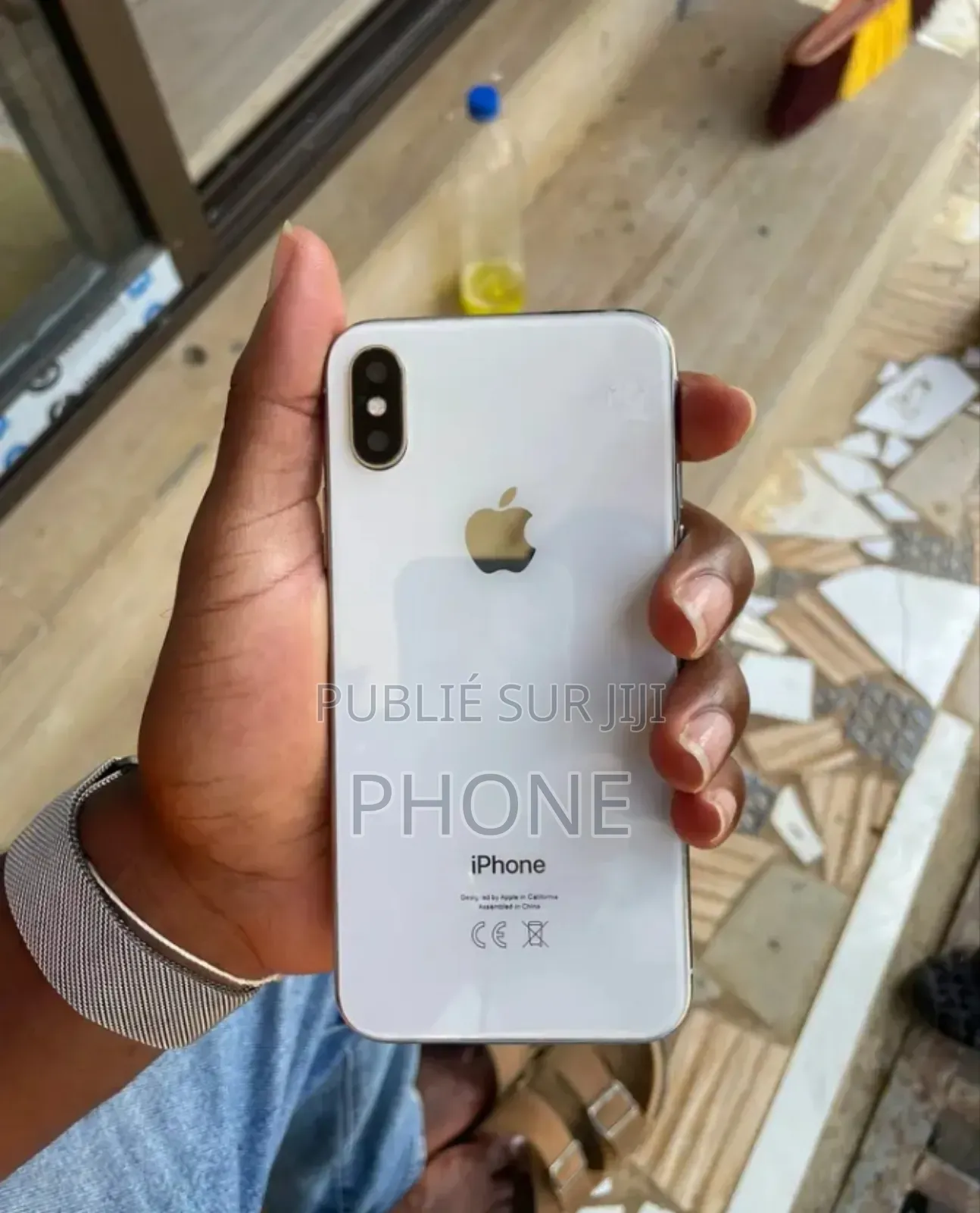 Apple iPhone X 64 GB Autre