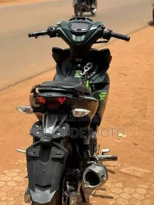 Nouveau Yamaha Autre 2025 Vert