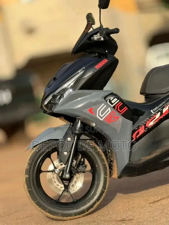Nouveau Yamaha Autre 2026 Gris