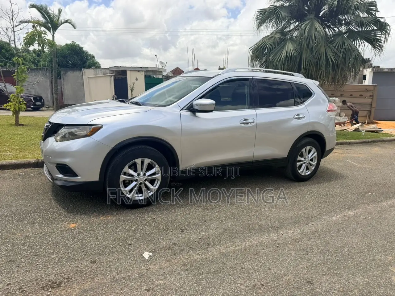 Nissan Rogue S 4dr SUV (2.5L 4cyl CVT) 2015 Gris