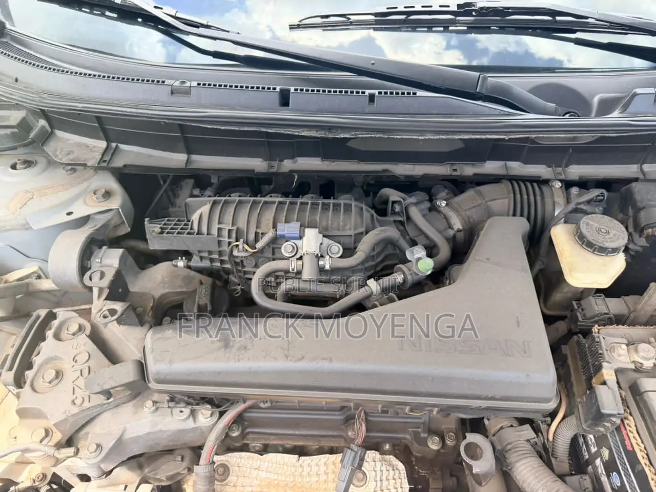 Nissan Rogue S 4dr SUV (2.5L 4cyl CVT) 2015 Gris