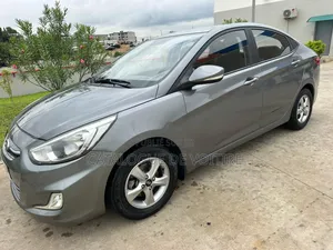 Hyundai Accent 2017 Gris