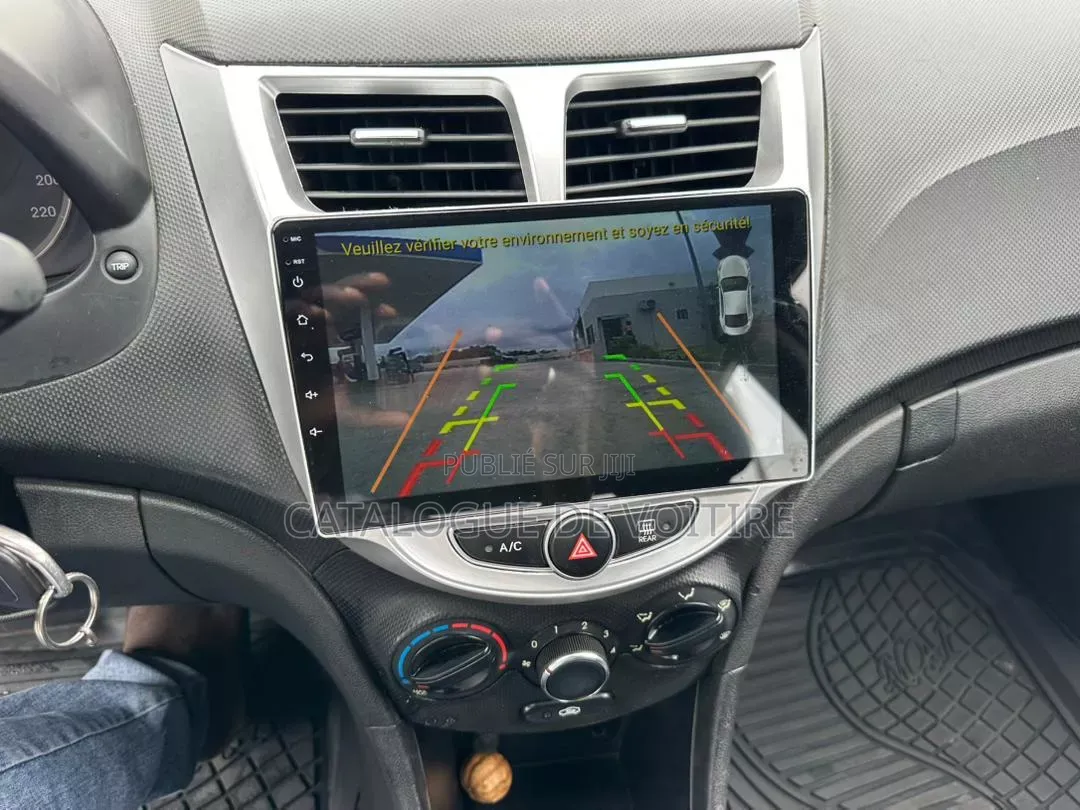 Hyundai Accent 2017 Gris