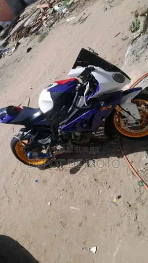 Nouveau BMW S 1000 RR 2022 Blanc