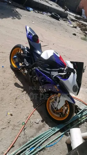 Nouveau BMW S 1000 RR 2022 Blanc