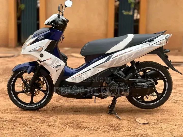 Nouveau Yamaha DT125 2025 Blanc