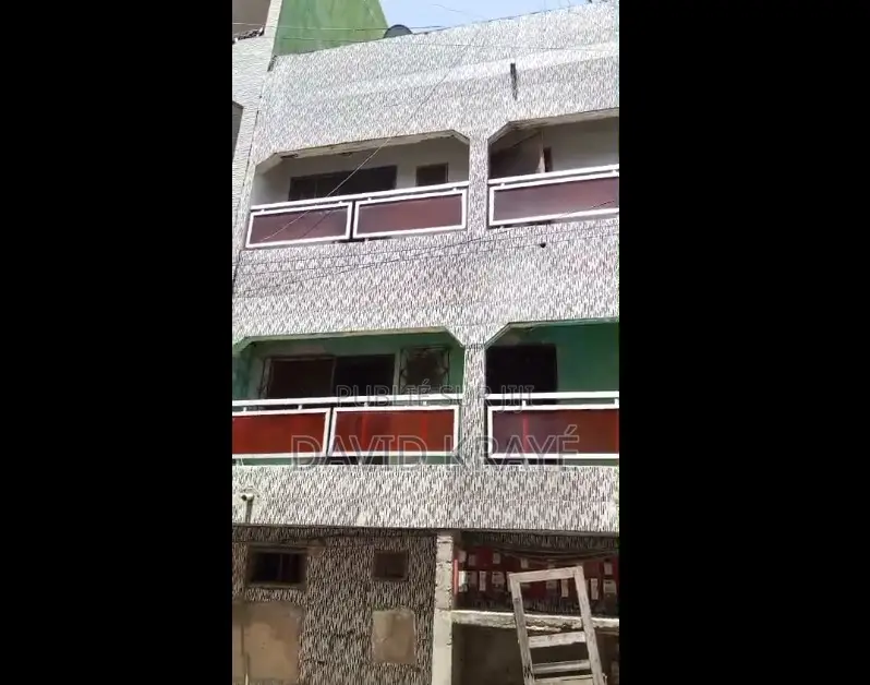 Immeuble R+2 À Koumassi Soweto