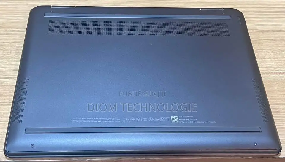 Ordinateur portable HP Spectre 14 16GB Intel Core 7 SSD 1T