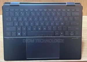 Ordinateur portable HP Spectre 14 16GB Intel Core 7 SSD 1T