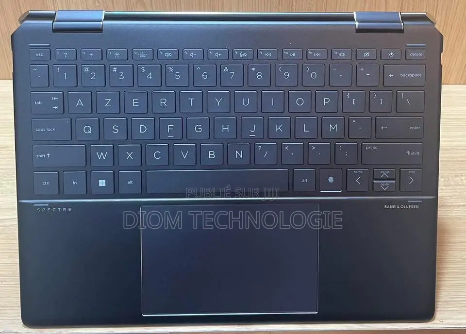 Ordinateur portable HP Spectre 14 16GB Intel Core 7 SSD 1T