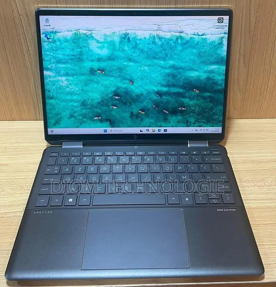 Ordinateur portable HP Spectre 14 16GB Intel Core 7 SSD 1T