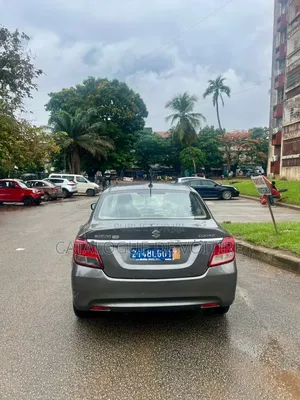 Suzuki Dzire 2022 Gris