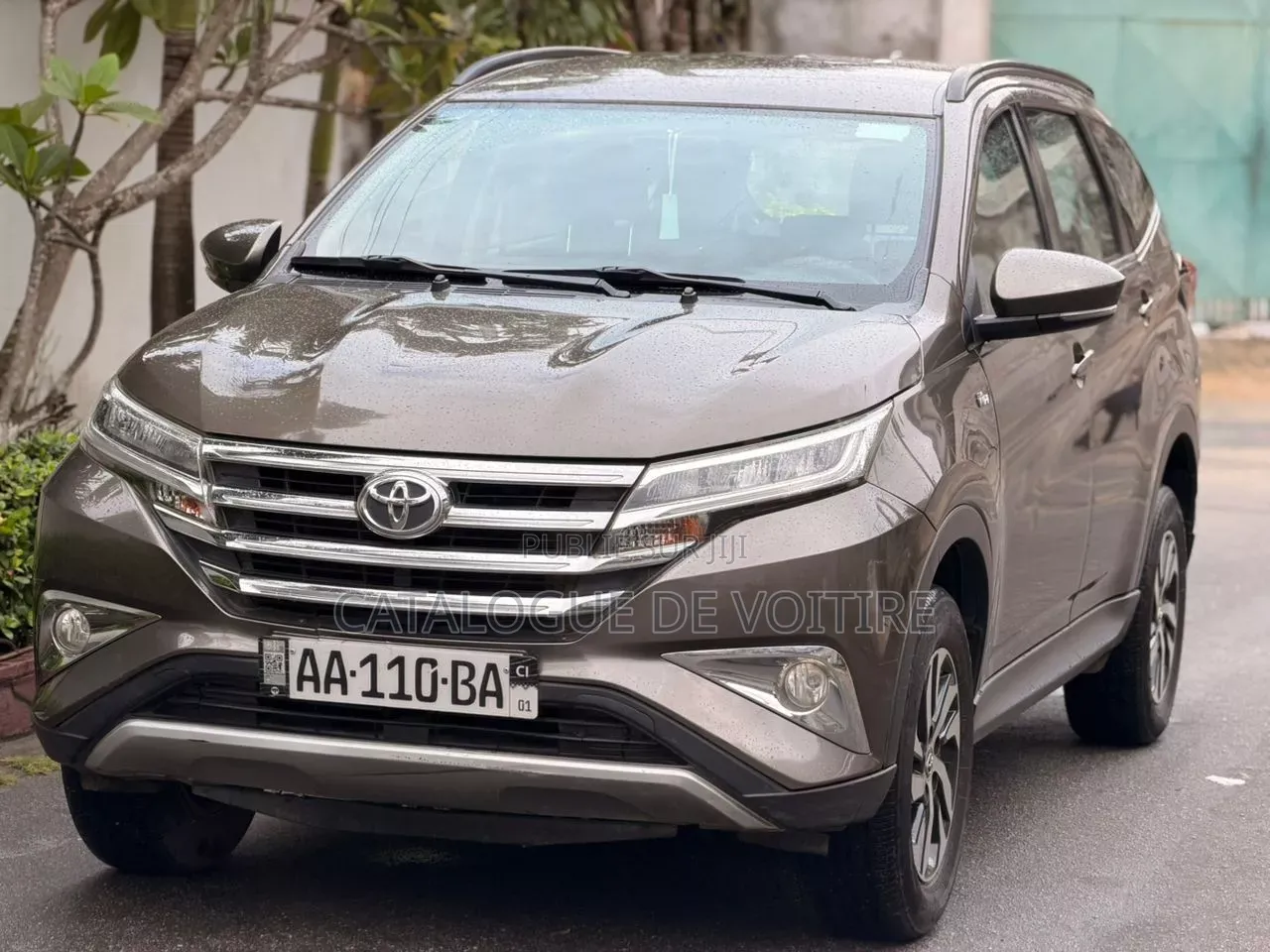Toyota Rush 2023 Marron