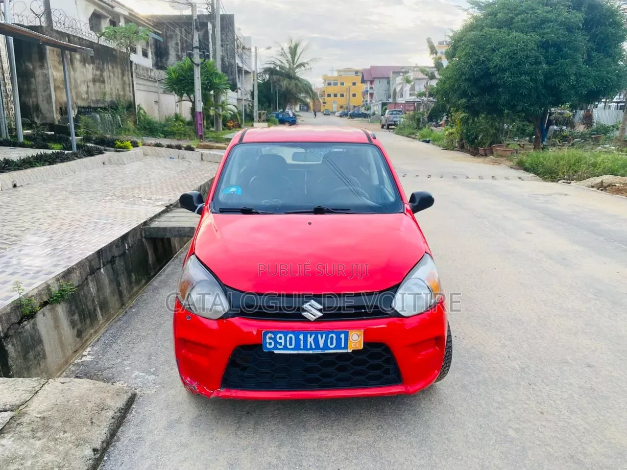 Suzuki Alto 2022 Bordeaux