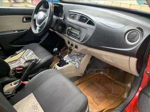 Suzuki Alto 2022 Bordeaux