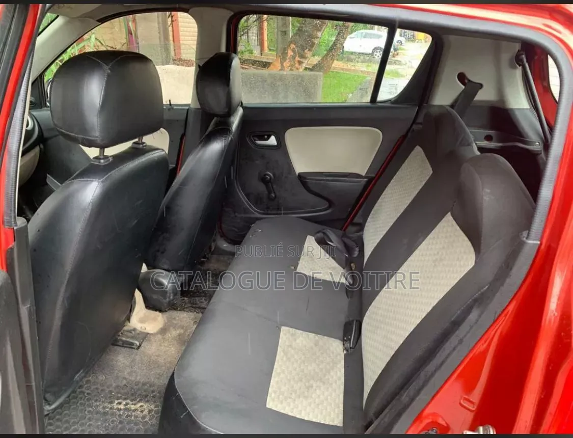Suzuki Alto 2022 Bordeaux