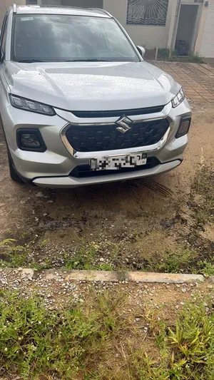 Nouveau Suzuki Grand Vitara 2025 Gris