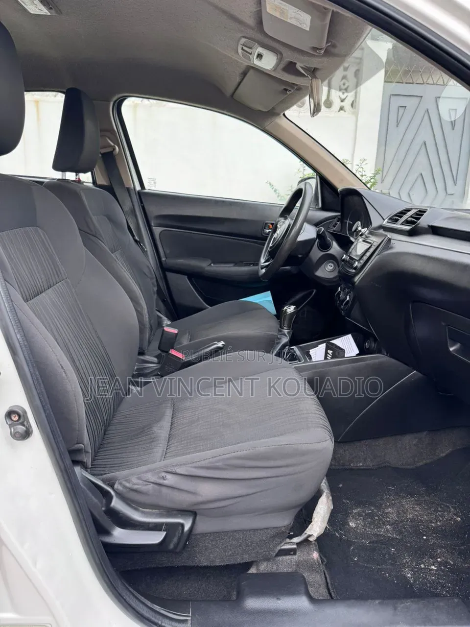 Suzuki Dzire 2025 Blanc