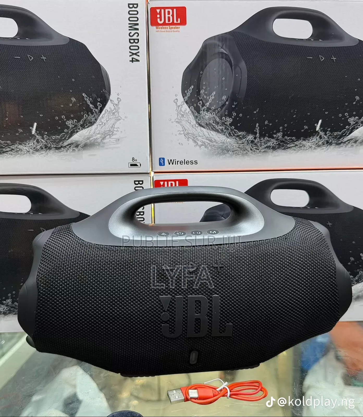JBL Boombox 4