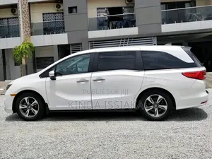 Honda Odyssey 2.4 Absolute 2WD (8 seater) 2021 Blanc cassé
