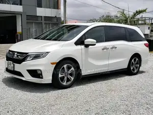 Honda Odyssey 2.4 Absolute 2WD (8 seater) 2021 Blanc cassé