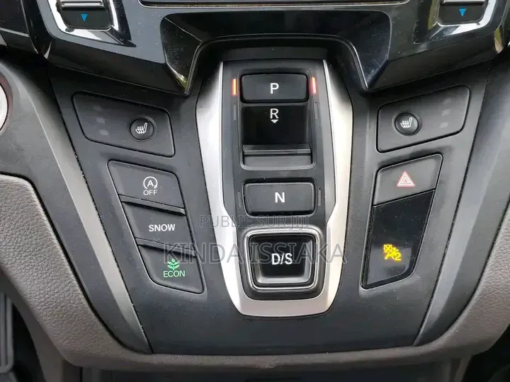 Honda Odyssey 2.4 Absolute 2WD (8 seater) 2021 Blanc cassé