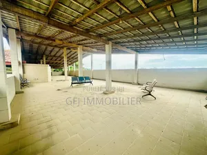 7chbre Duplex dans Francis Gweh, Cocody à Louer