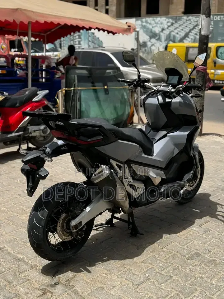 Nouveau Honda Autre 2017 Gris
