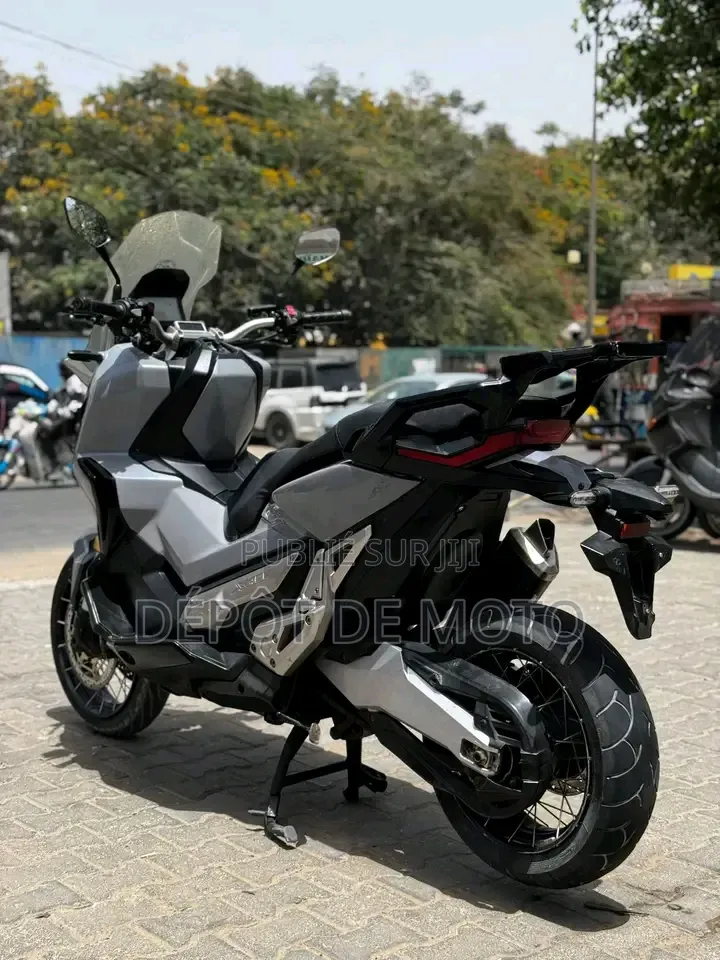 Nouveau Honda Autre 2017 Gris