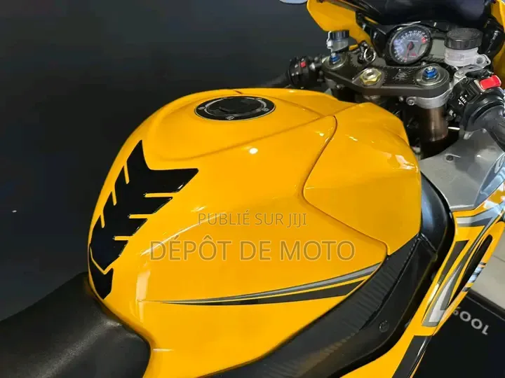 Suzuki GSX-R 2007 Jaune