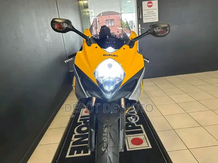 Suzuki GSX-R 2007 Jaune