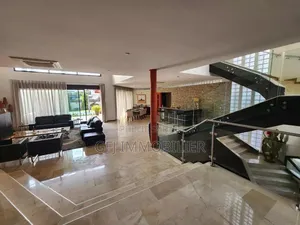 7chbre Duplex dans Francis Gweh, Cocody à Louer