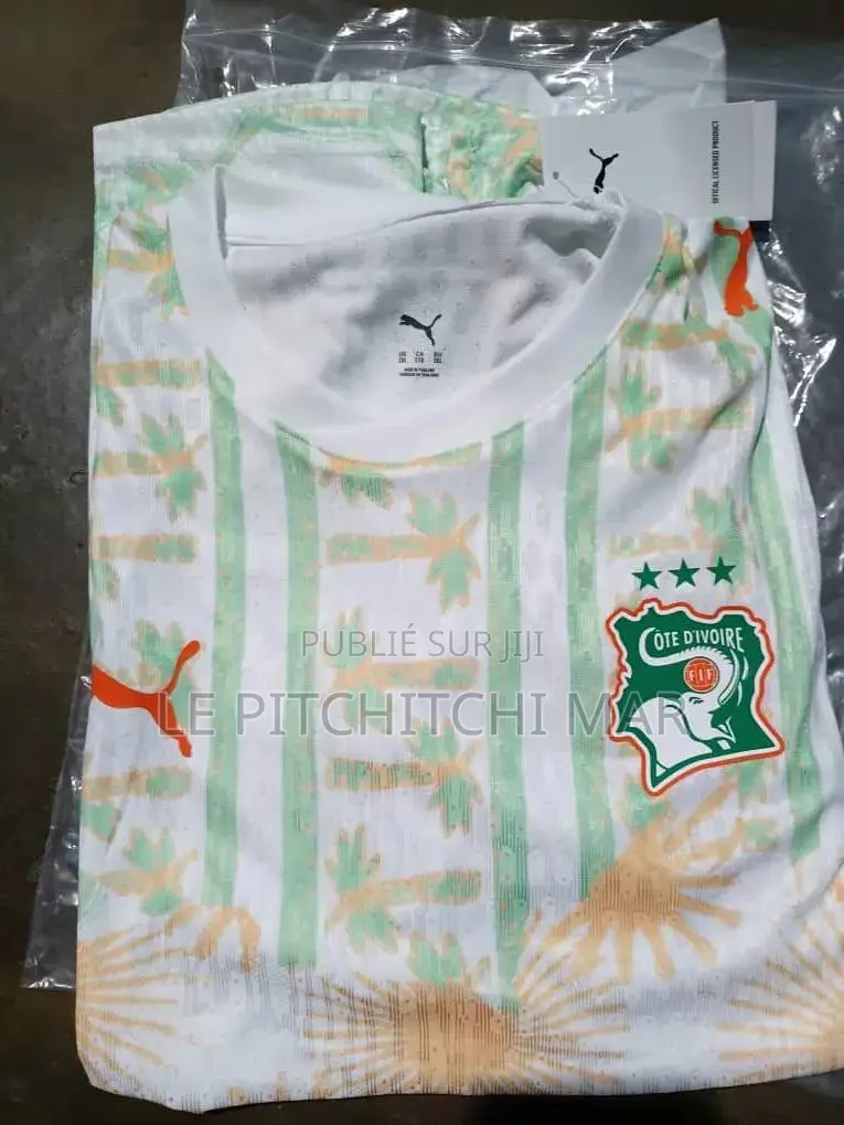 Je Vends Des Maillots De La Côte d'Ivoire Pour La Coupe Du Monde