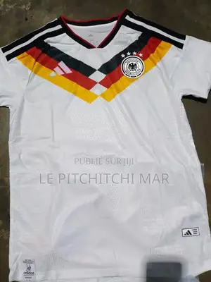 Je Vends Des Maillots Allemagne, Espagne Argentine, Paris