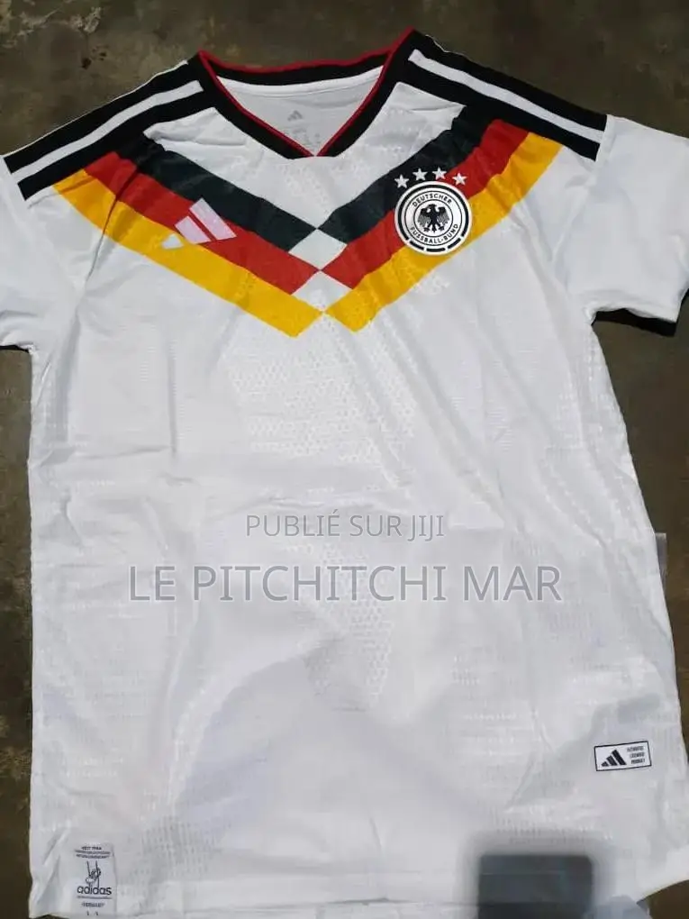 Je Vends Des Maillots Allemagne, Espagne Argentine, Paris