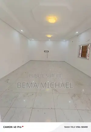 4chbre Villa dans Villa Basse De 5, Bingerville à Louer