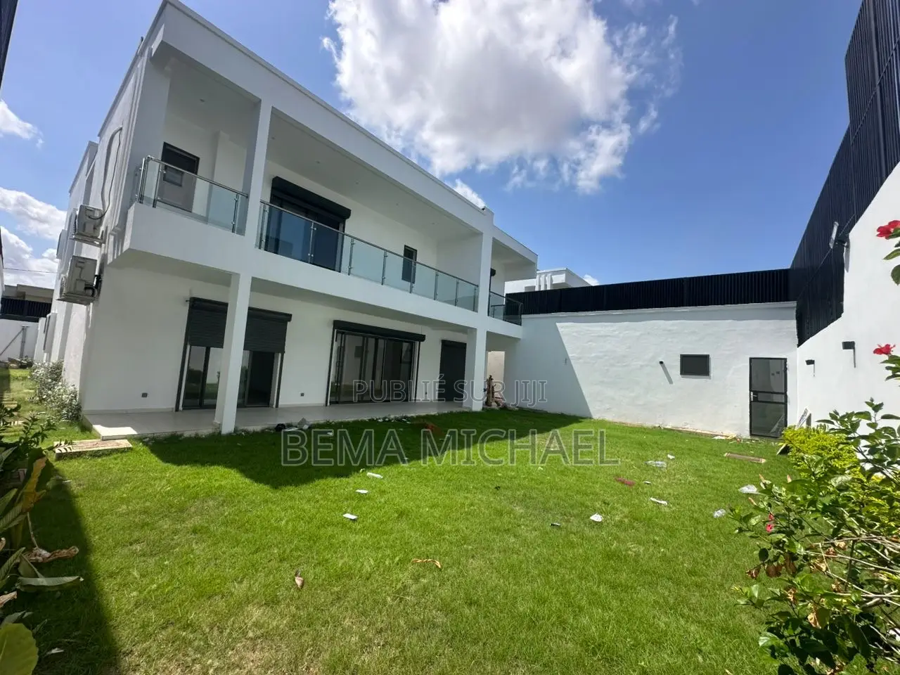 4chbre Duplex dans Cocody à Louer