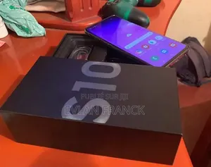 Nouveau Samsung Galaxy S10 128 GB Noir